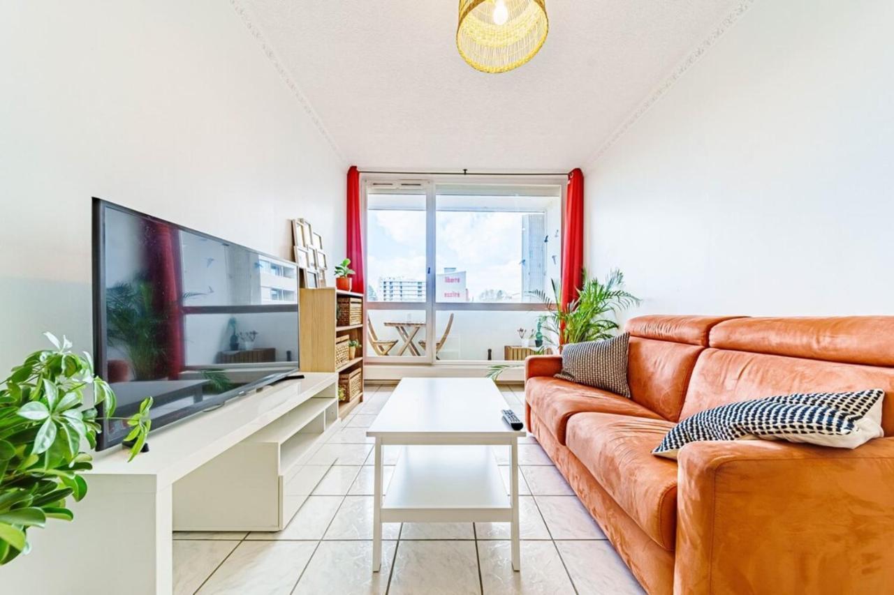 Atypical Apartment With Balcony & Interior Stairs Villeurbanne Exterior photo